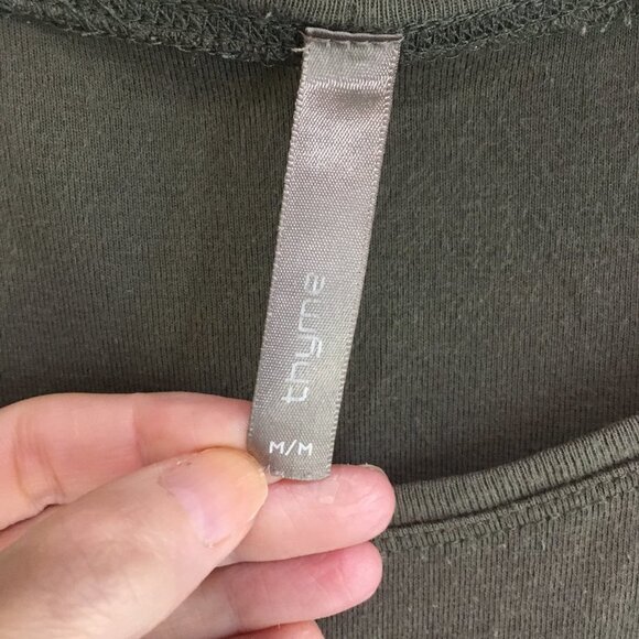 Thyme Tank Top size  Medium - P-29 - Picture 4 of 4